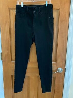 Seven7 Black Pants size 10  about 28” inseam